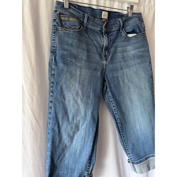 Levi's 515 Capri Jeans - Size 10, Classic Blue Wash - Picture 2 of 15